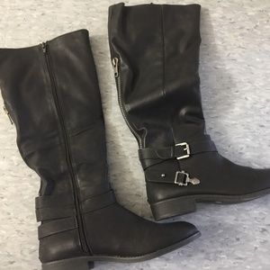 MIA ‘Ethel’ Black nubuck side-zip boot w/box